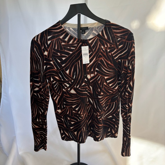 Ann Taylor Black and Brown Leaf Pattern Button Down Cardigan NWT Size M - Picture 3 of 5